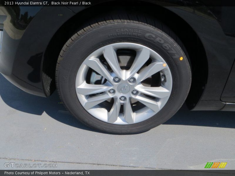 Black Noir Pearl / Black 2013 Hyundai Elantra GT