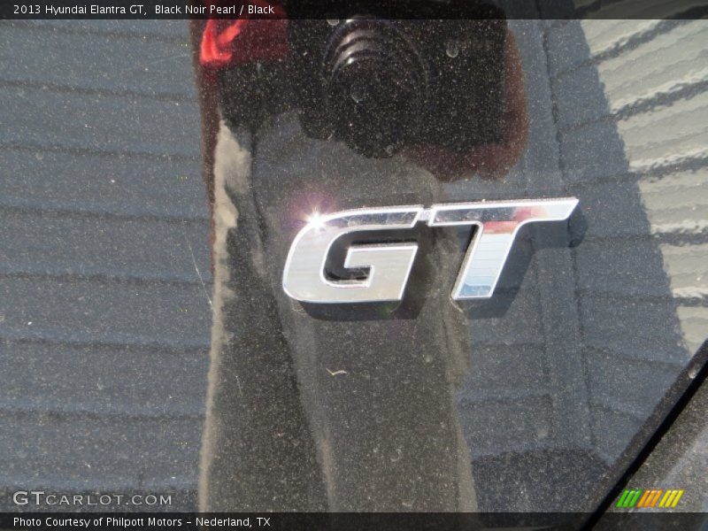 Black Noir Pearl / Black 2013 Hyundai Elantra GT