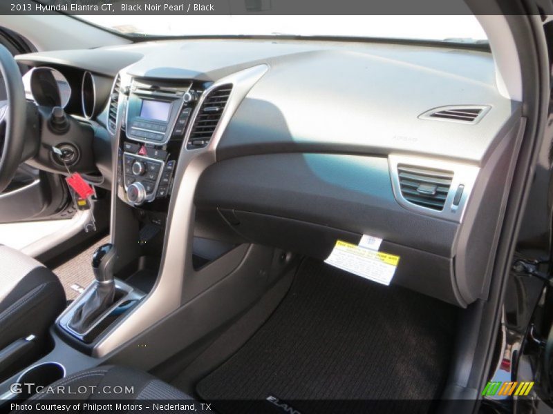 Black Noir Pearl / Black 2013 Hyundai Elantra GT