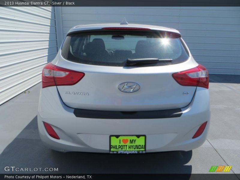 Silver / Black 2013 Hyundai Elantra GT