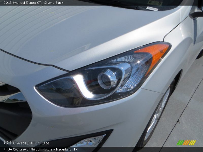 Silver / Black 2013 Hyundai Elantra GT