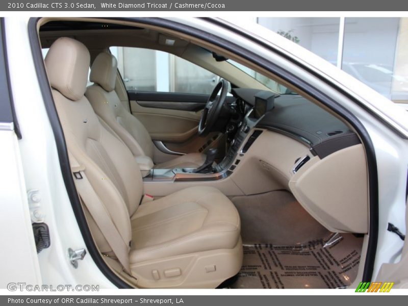 Front Seat of 2010 CTS 3.0 Sedan