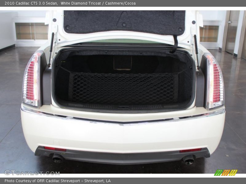  2010 CTS 3.0 Sedan Trunk