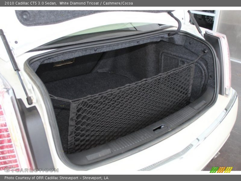  2010 CTS 3.0 Sedan Trunk