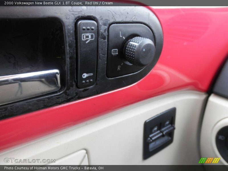 Red Uni / Cream 2000 Volkswagen New Beetle GLX 1.8T Coupe