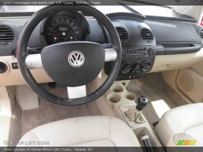 Red Uni / Cream 2000 Volkswagen New Beetle GLX 1.8T Coupe