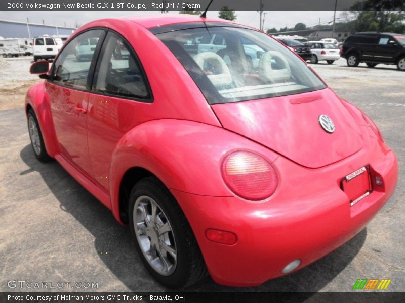 Red Uni / Cream 2000 Volkswagen New Beetle GLX 1.8T Coupe