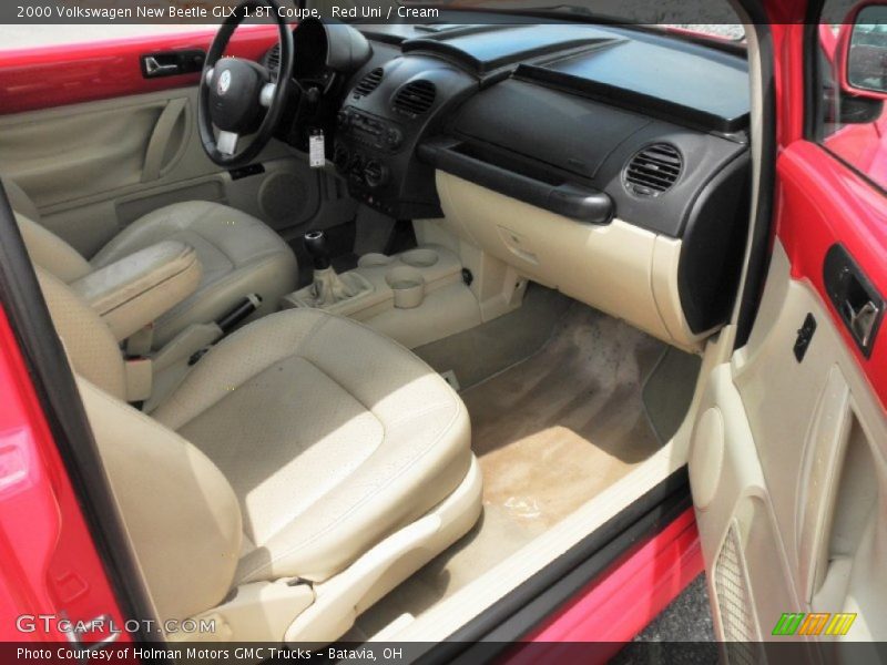 Red Uni / Cream 2000 Volkswagen New Beetle GLX 1.8T Coupe