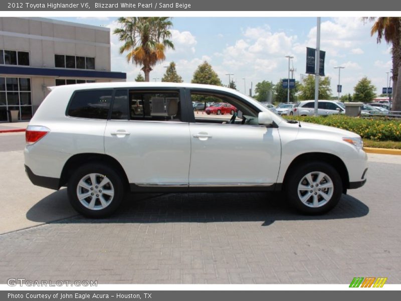 Blizzard White Pearl / Sand Beige 2012 Toyota Highlander V6