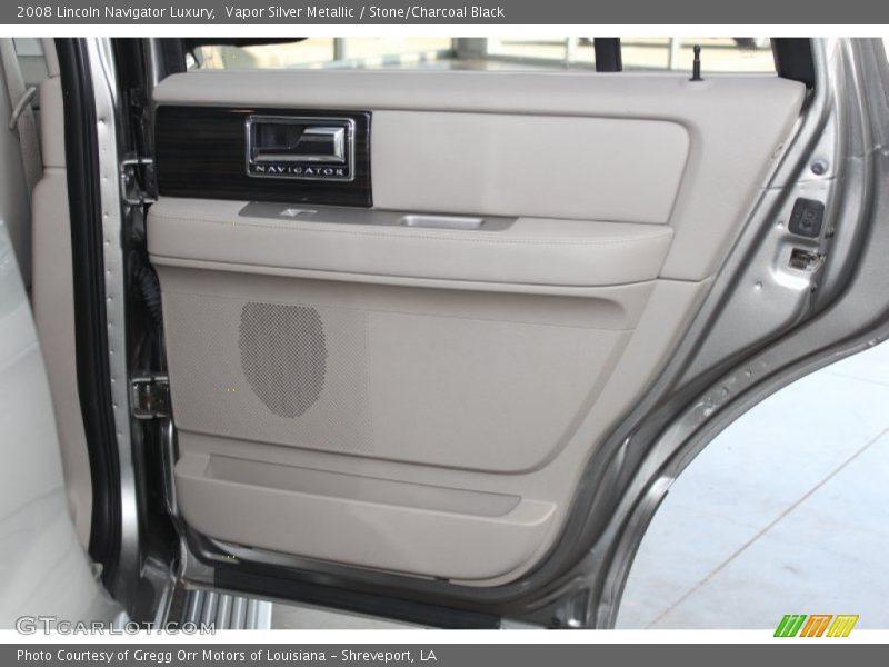 Vapor Silver Metallic / Stone/Charcoal Black 2008 Lincoln Navigator Luxury