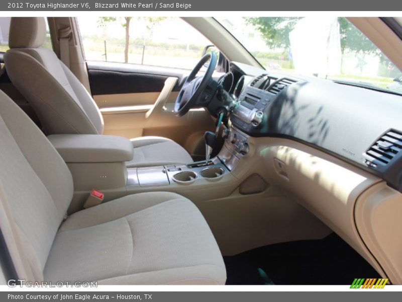 Blizzard White Pearl / Sand Beige 2012 Toyota Highlander V6