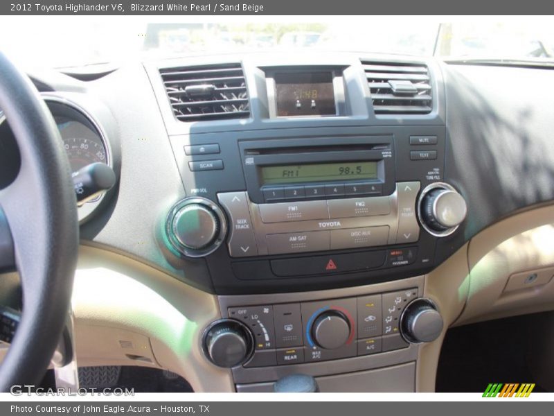 Blizzard White Pearl / Sand Beige 2012 Toyota Highlander V6