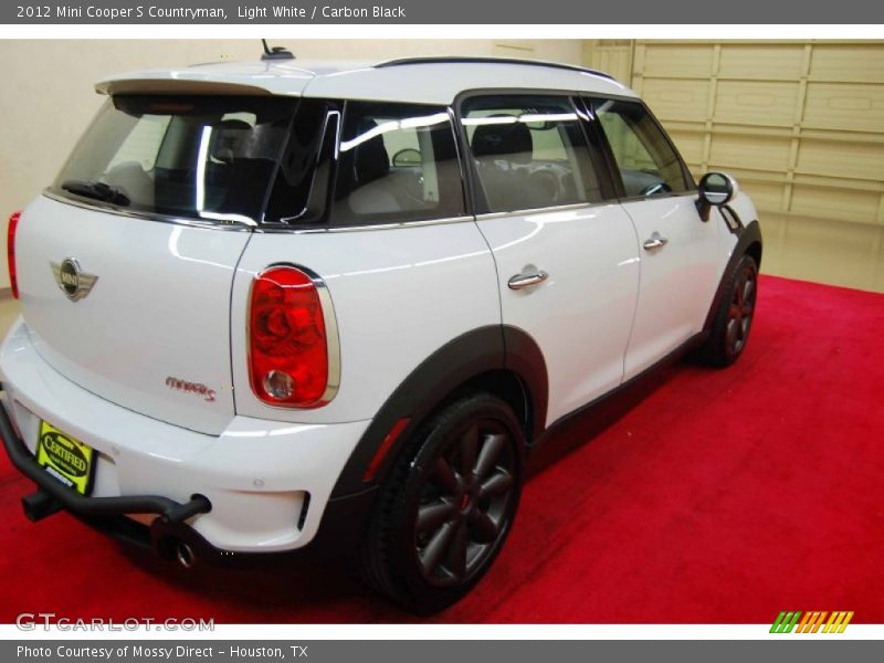 Light White / Carbon Black 2012 Mini Cooper S Countryman