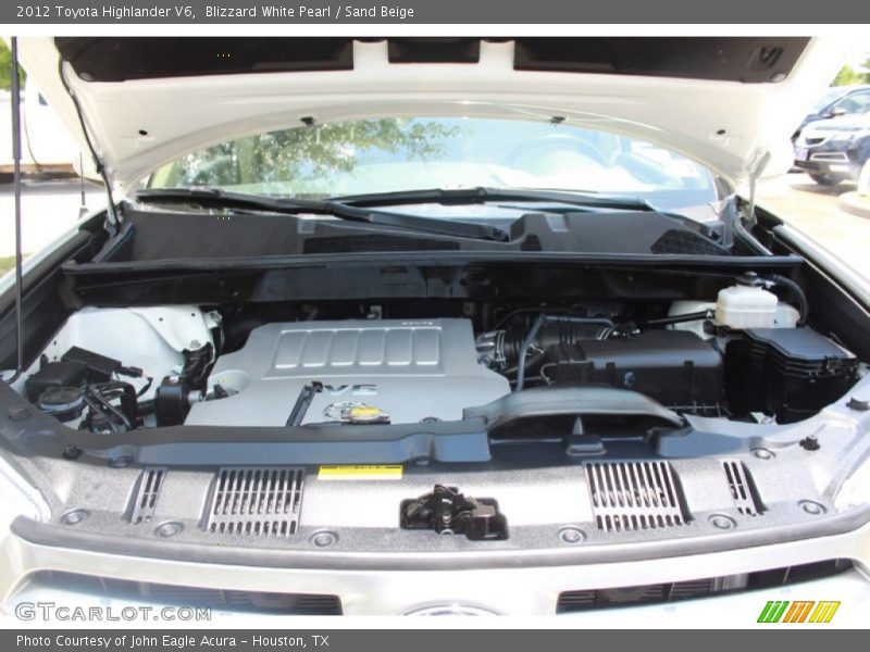 Blizzard White Pearl / Sand Beige 2012 Toyota Highlander V6