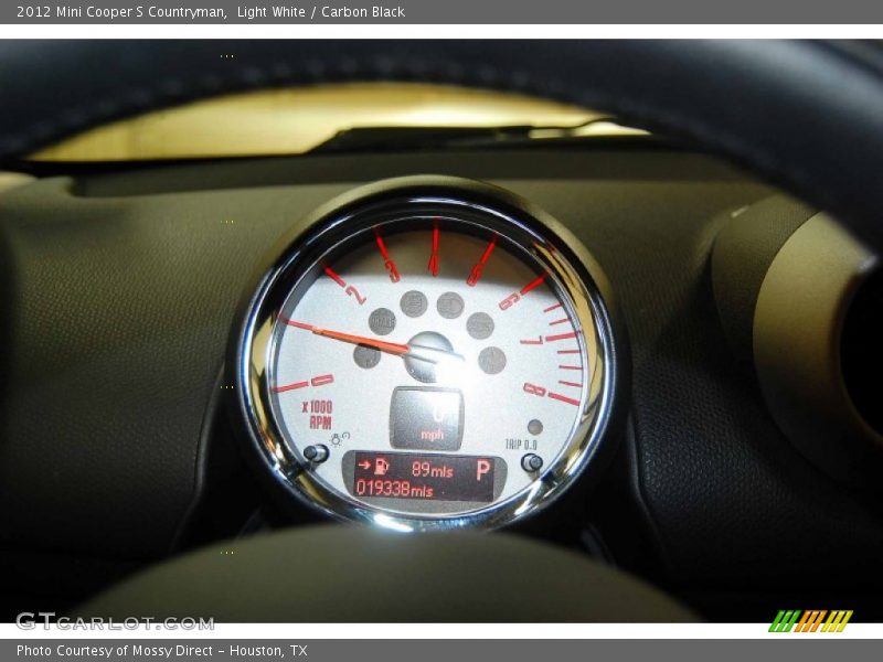 Light White / Carbon Black 2012 Mini Cooper S Countryman
