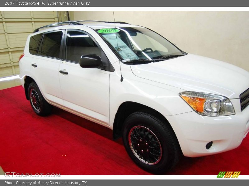 Super White / Ash Gray 2007 Toyota RAV4 I4