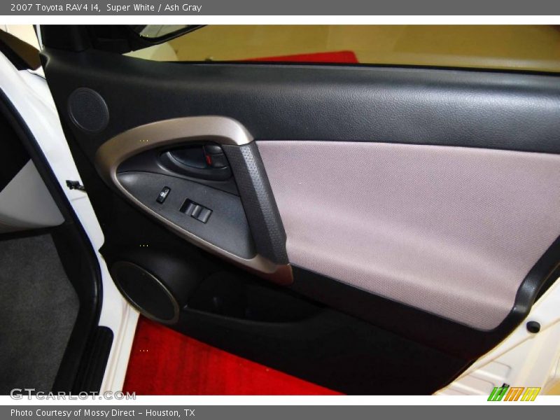 Super White / Ash Gray 2007 Toyota RAV4 I4