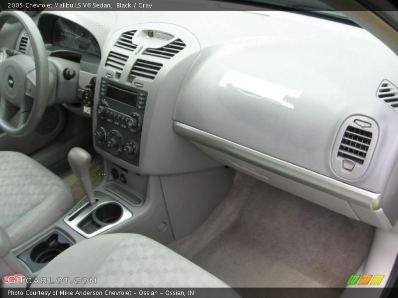 Black / Gray 2005 Chevrolet Malibu LS V6 Sedan