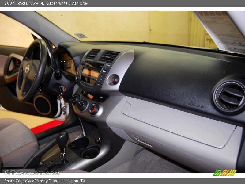 Super White / Ash Gray 2007 Toyota RAV4 I4