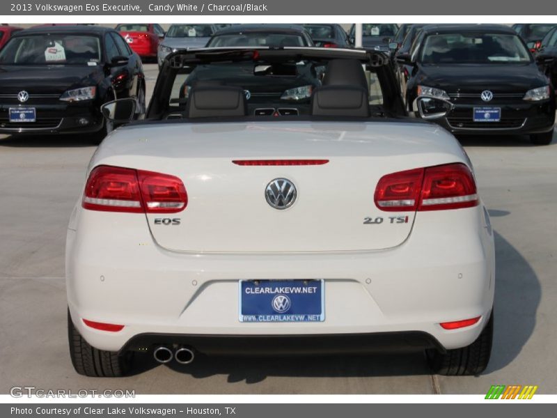 Candy White / Charcoal/Black 2013 Volkswagen Eos Executive