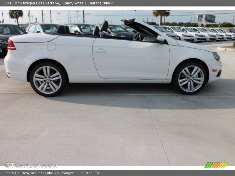 Candy White / Charcoal/Black 2013 Volkswagen Eos Executive