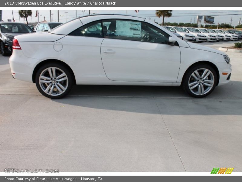 Candy White / Charcoal/Black 2013 Volkswagen Eos Executive