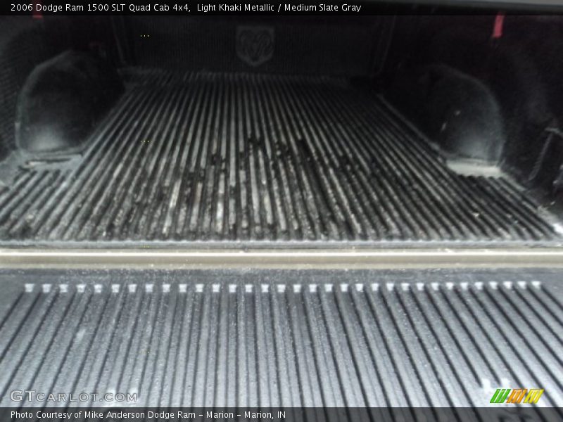 Light Khaki Metallic / Medium Slate Gray 2006 Dodge Ram 1500 SLT Quad Cab 4x4