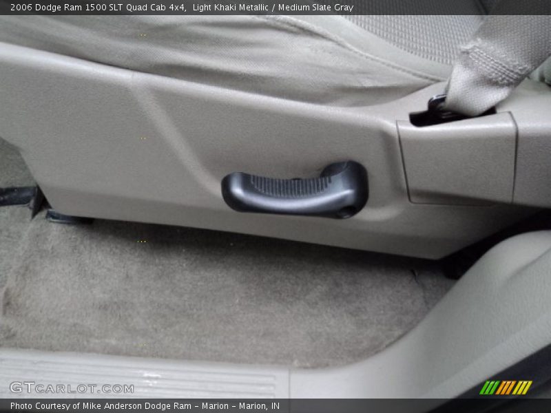 Light Khaki Metallic / Medium Slate Gray 2006 Dodge Ram 1500 SLT Quad Cab 4x4