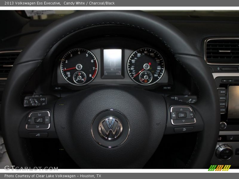 Candy White / Charcoal/Black 2013 Volkswagen Eos Executive