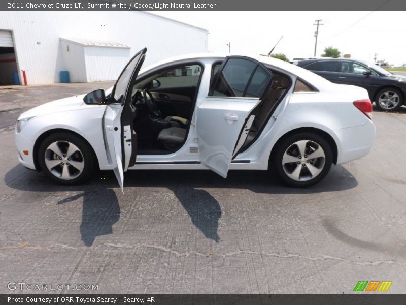 Summit White / Cocoa/Light Neutral Leather 2011 Chevrolet Cruze LT