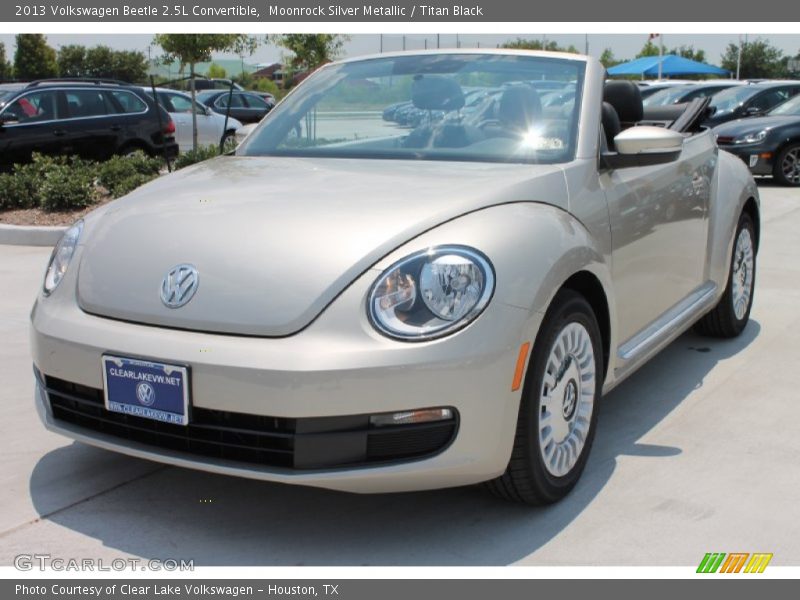 Moonrock Silver Metallic / Titan Black 2013 Volkswagen Beetle 2.5L Convertible