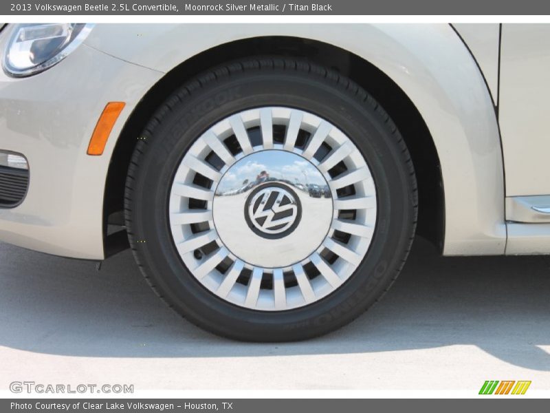 Moonrock Silver Metallic / Titan Black 2013 Volkswagen Beetle 2.5L Convertible