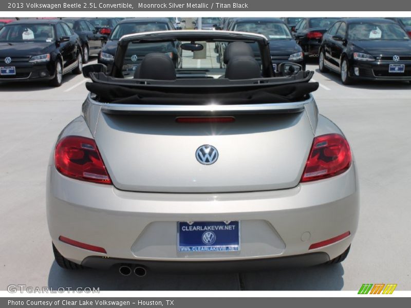 Moonrock Silver Metallic / Titan Black 2013 Volkswagen Beetle 2.5L Convertible