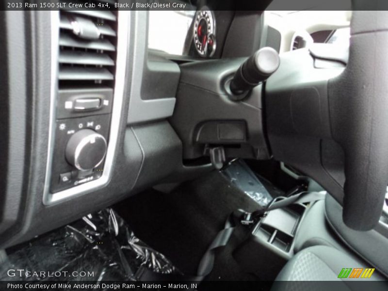 Black / Black/Diesel Gray 2013 Ram 1500 SLT Crew Cab 4x4