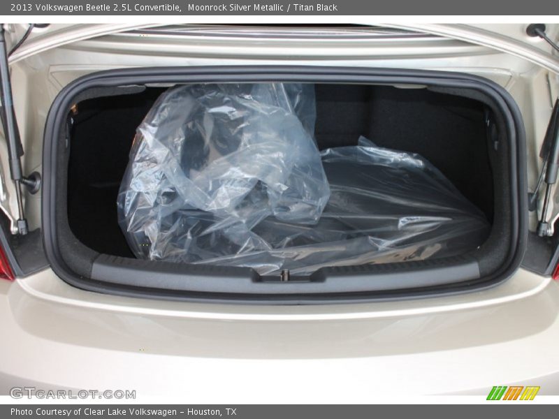 Moonrock Silver Metallic / Titan Black 2013 Volkswagen Beetle 2.5L Convertible