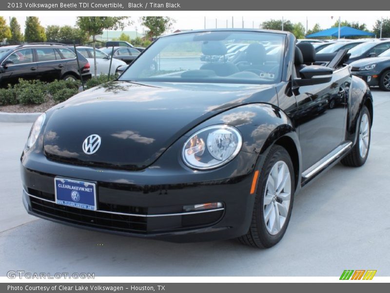 Black / Titan Black 2013 Volkswagen Beetle TDI Convertible