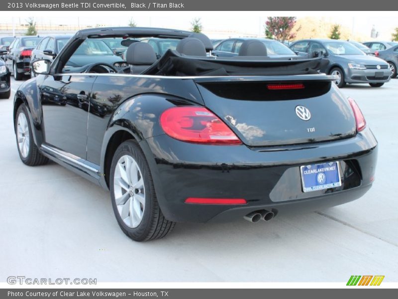 Black / Titan Black 2013 Volkswagen Beetle TDI Convertible