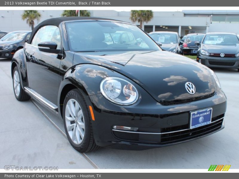 Black / Titan Black 2013 Volkswagen Beetle TDI Convertible