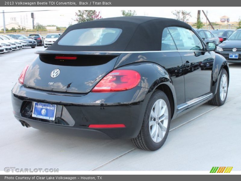 Black / Titan Black 2013 Volkswagen Beetle TDI Convertible