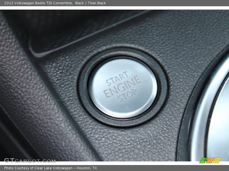 Black / Titan Black 2013 Volkswagen Beetle TDI Convertible