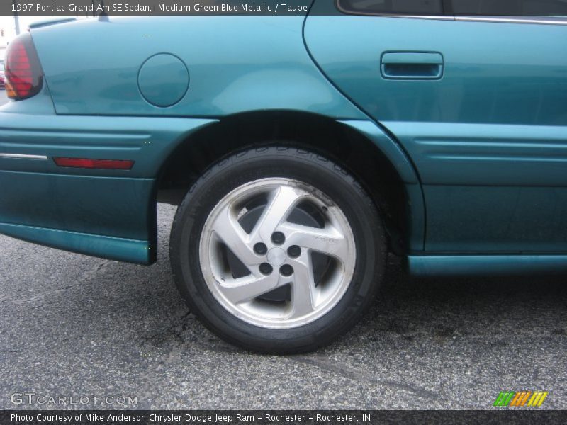 Medium Green Blue Metallic / Taupe 1997 Pontiac Grand Am SE Sedan