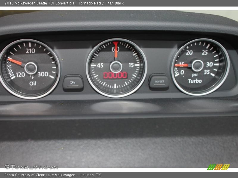 Tornado Red / Titan Black 2013 Volkswagen Beetle TDI Convertible