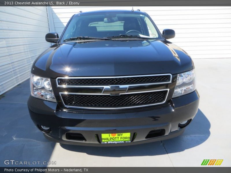 Black / Ebony 2013 Chevrolet Avalanche LS
