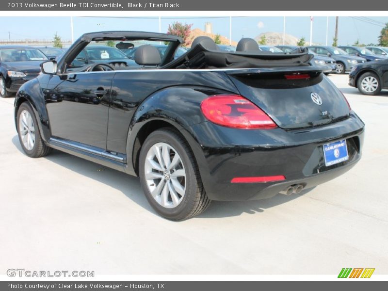 Black / Titan Black 2013 Volkswagen Beetle TDI Convertible