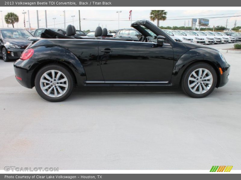Black / Titan Black 2013 Volkswagen Beetle TDI Convertible