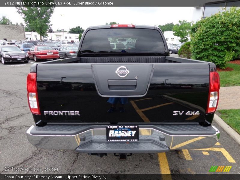 Super Black / Graphite 2012 Nissan Frontier S Crew Cab 4x4
