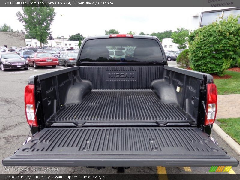 Super Black / Graphite 2012 Nissan Frontier S Crew Cab 4x4