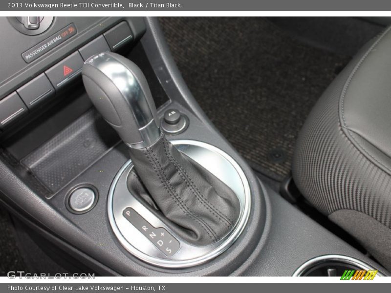 Black / Titan Black 2013 Volkswagen Beetle TDI Convertible