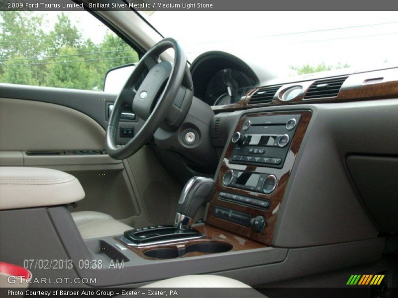 Brilliant Silver Metallic / Medium Light Stone 2009 Ford Taurus Limited