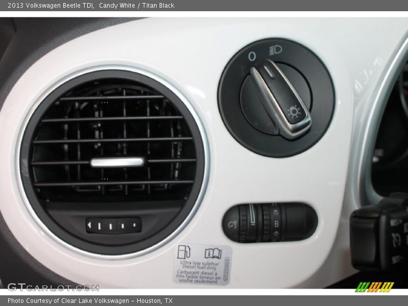 Candy White / Titan Black 2013 Volkswagen Beetle TDI